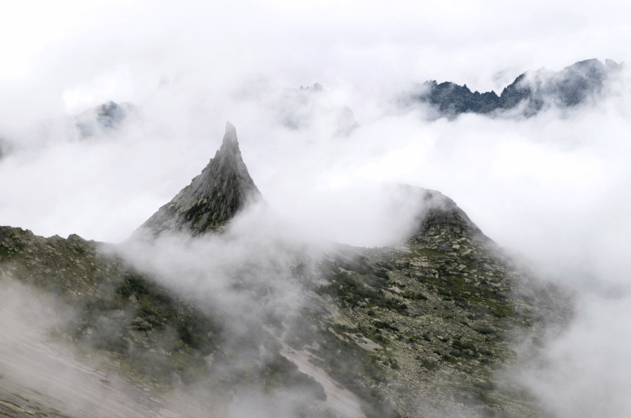 mountain in clouds